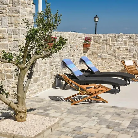 Ana Privlaka (Zadar)
