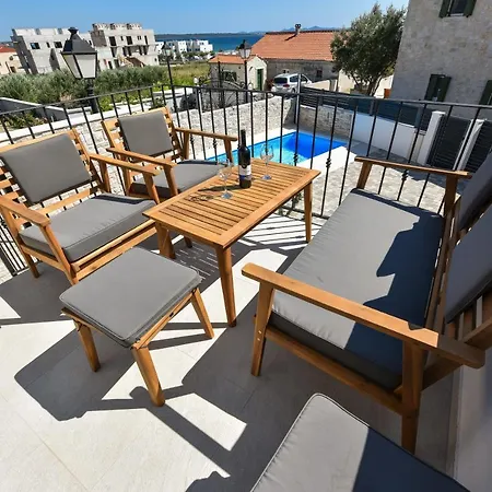 Villa Ana